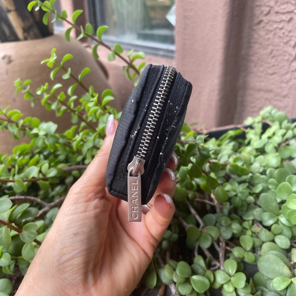 Chanel black travel line coin case - Picture 10 of 11